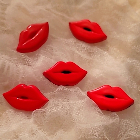 Other - Red Lip Buttons (5 LEFT) FREE IF BUNDLE WITH ANOTHER ITEM